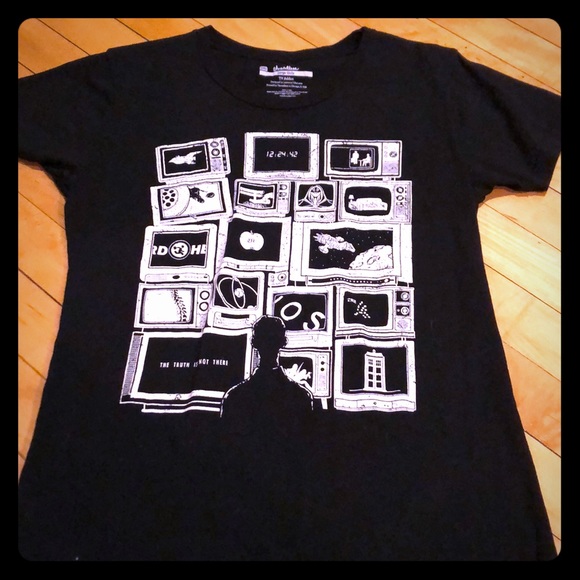 Threadless Tops - Threadless “TV addict” shirt Threadless Tops - Threadless “TV addict” shirt